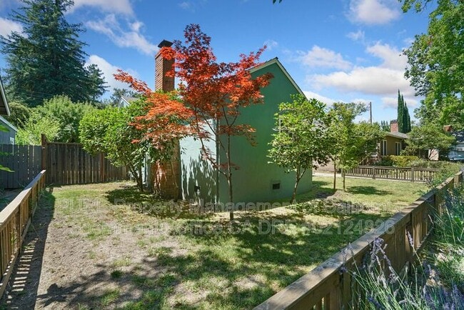 Building Photo - 1732 Vallejo Way