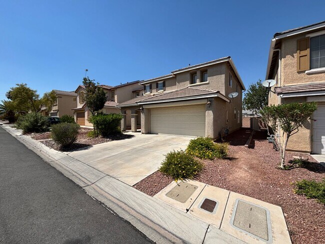 Foto del edificio - Gorgeous 3bed/1bath home!