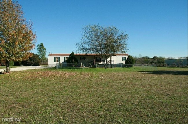 Building Photo - 10602 La Vernia Rd