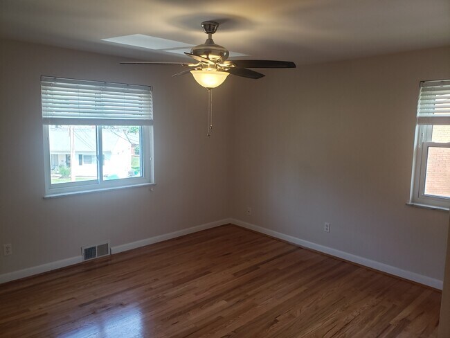 Foto del edificio - 4929 Kelsch Ln