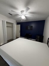 Building Photo - 5140 River Bluff Ln