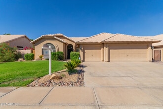 Building Photo - 4308 E Rock Wren Rd