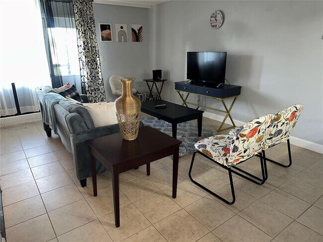 Foto del edificio - 2618 Cove Cay Dr