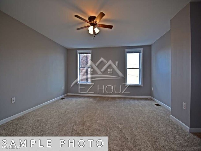 Building Photo - 3 br, 1.5 bath Apartment - 525 Wildwood Pkwy