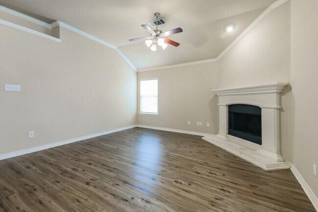 Foto del edificio - 12817 Purdue Dr