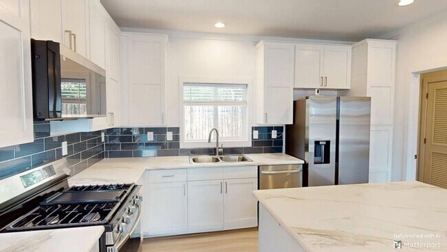 Foto del edificio - Clean new home in great location. close to downtown, parks, restaurants, shopping