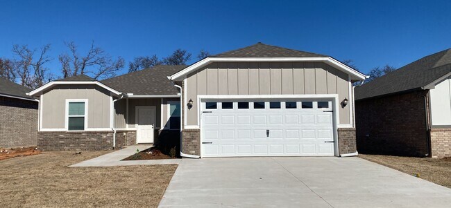 Building Photo - Brand New Construction 3 Bedroom 2 Bathroo...
