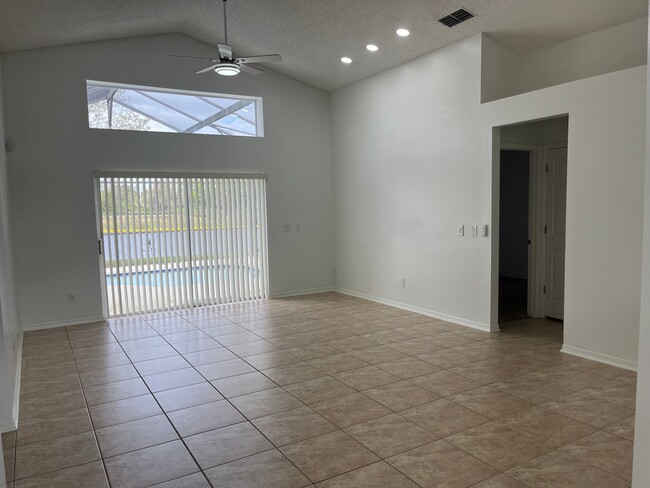 Foto del edificio - Hunter's Creek - 3 Bedroom, 2 Bathroom Poo...