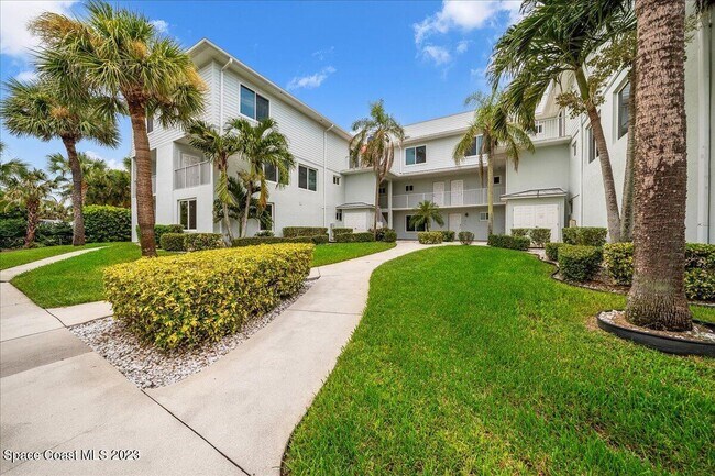 Foto del edificio - 1321 S Miramar Ave