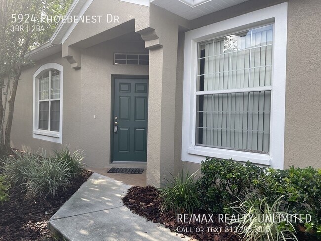 Foto del edificio - 5924 Phoebenest Dr