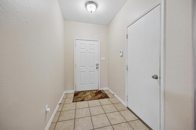 Foto del edificio - 12417 Arbor Lake Rd