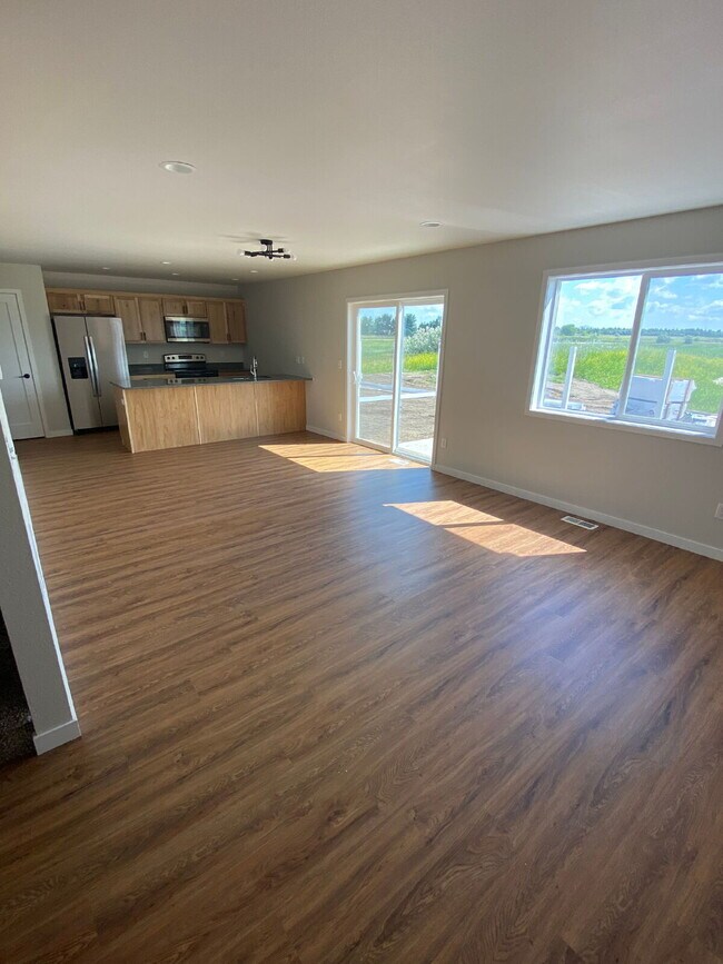 Building Photo - 1553 47th Loop