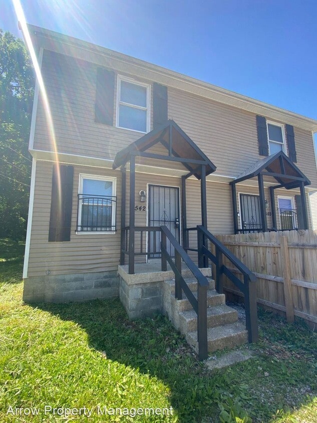 Primary Photo - 2 br, 1.5 bath House - 2540 Highland Trace