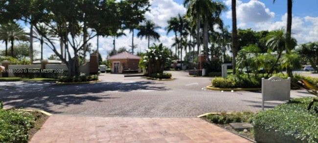 Building Photo - 2113 Renaissance Blvd