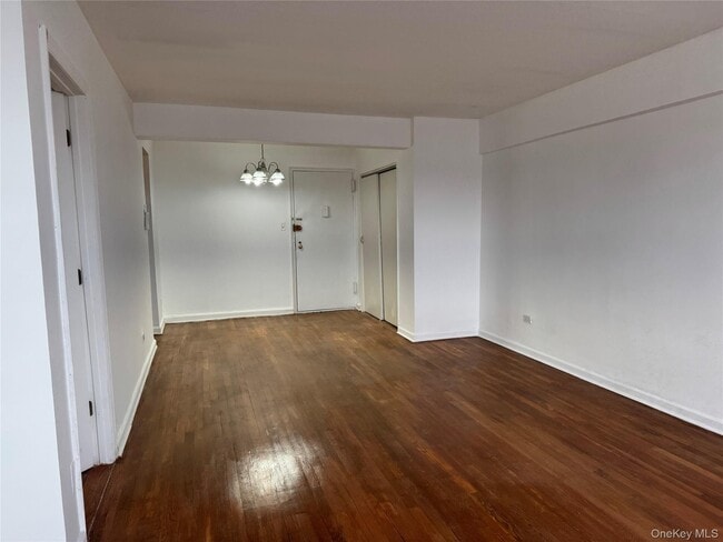 Building Photo - 108-49 63rd Ave