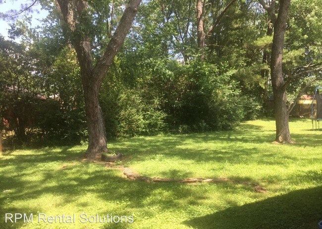 Foto del edificio - 2 br, 1 bath Apartment - 1509 Lakeshore Drive