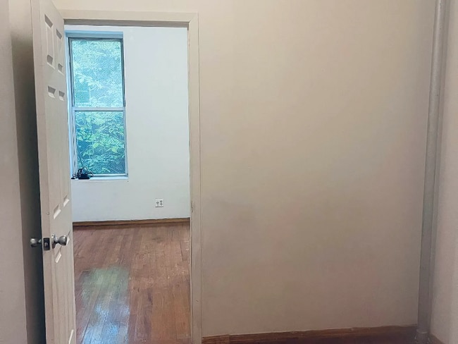 Foto del edificio - 717 E 5th St