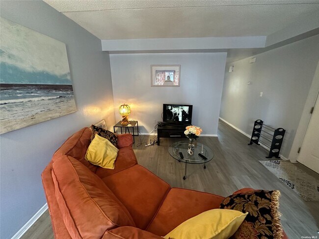 Foto del edificio - 141 Beach 60th St