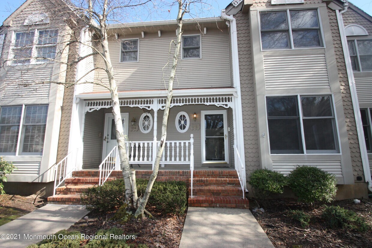 115 Northampton Dr, Holmdel, NJ 07733 Condo for Rent in Holmdel, NJ