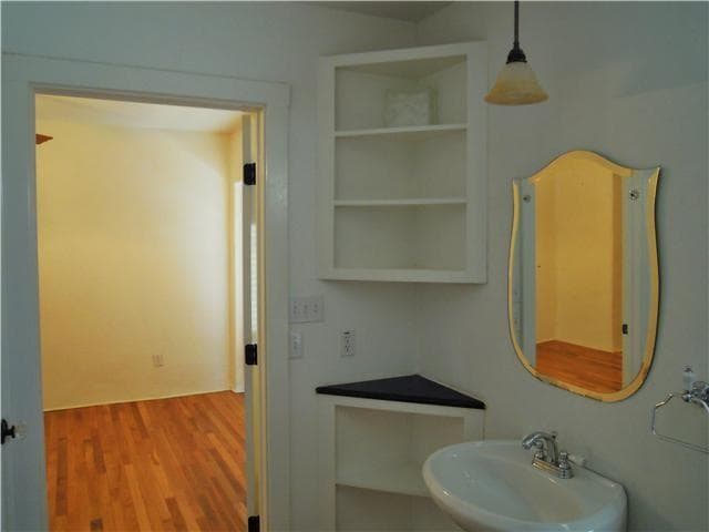 Foto del edificio - 5100 Avenue H