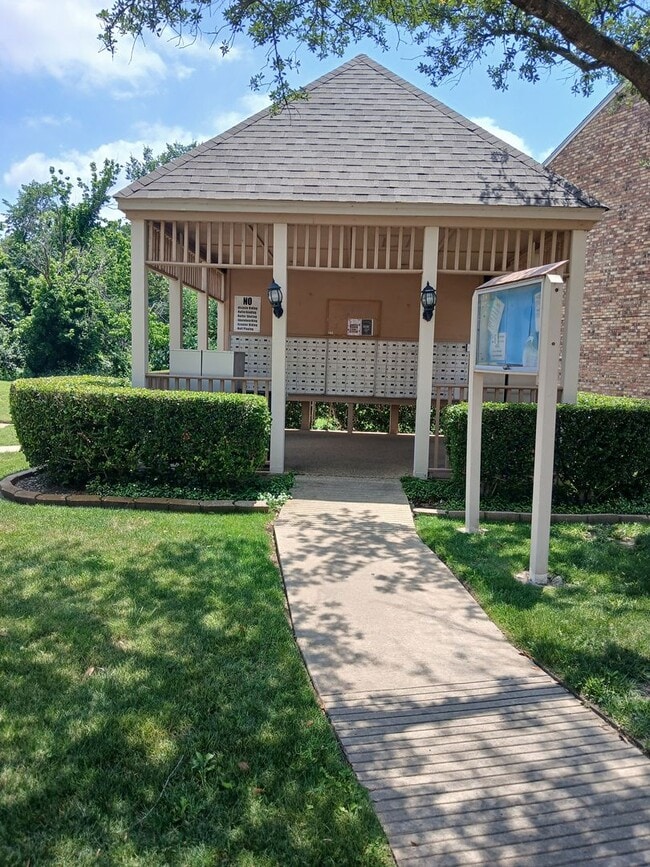 Foto del edificio - (50% OFF 1st MONTHS RENT) 2nd Floor Condo 1 Bedroom and 1 Bath