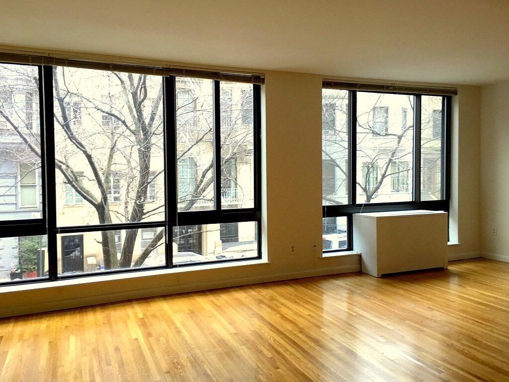 Primary Photo - 48 E 68th St