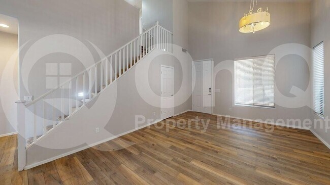 Building Photo - 3690 E Janelle Ct
