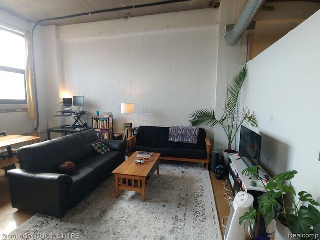 Foto del edificio - 55 W Canfield St