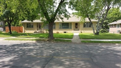 Building Photo - 3008 W 60th St