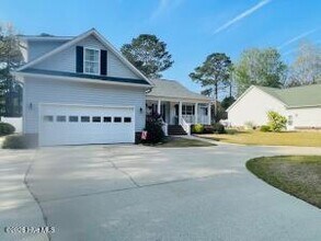 Building Photo - 106 Antler Ln