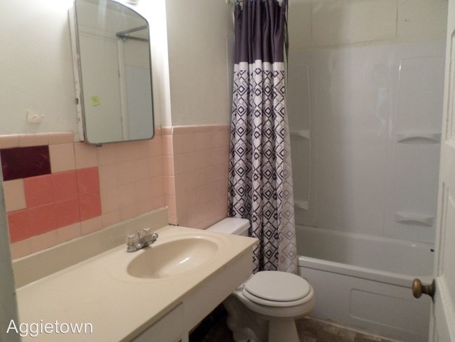 Building Photo - 1207 Vattier Street