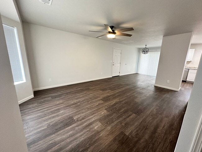 Foto del edificio - MP133 - 14410-14412 E Heroy