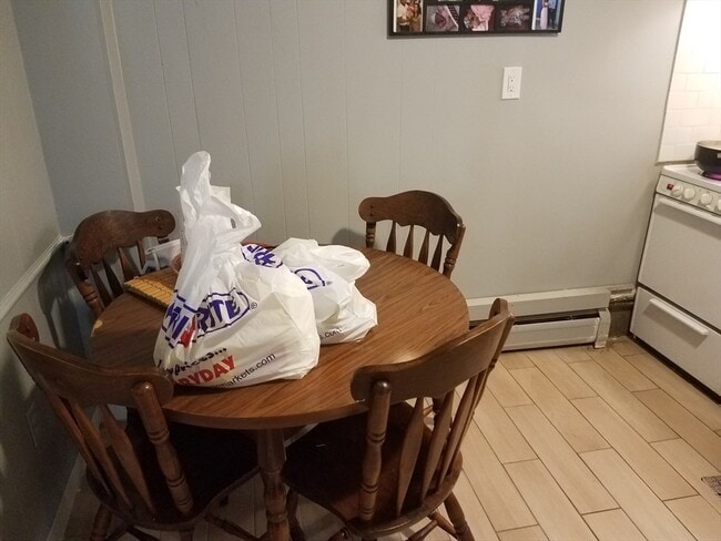 Building Photo - 10 Andria Rd