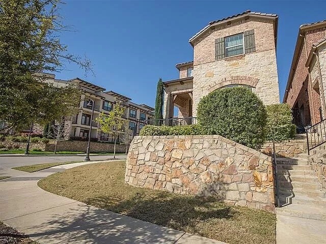 Building Photo - 6603 Escena Blvd