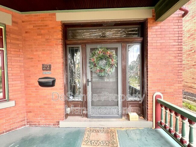 Building Photo - 22 Emerson Ave