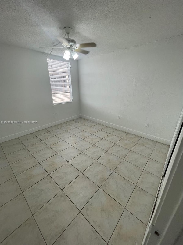 Foto del edificio - 10500 SW 108th Ave