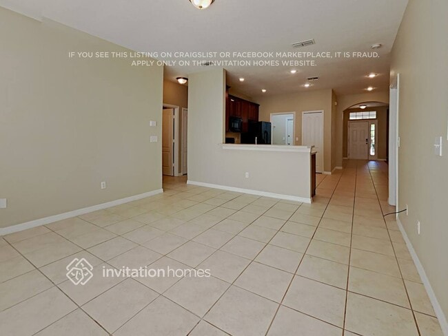 Building Photo - 10530 Derringer Dr