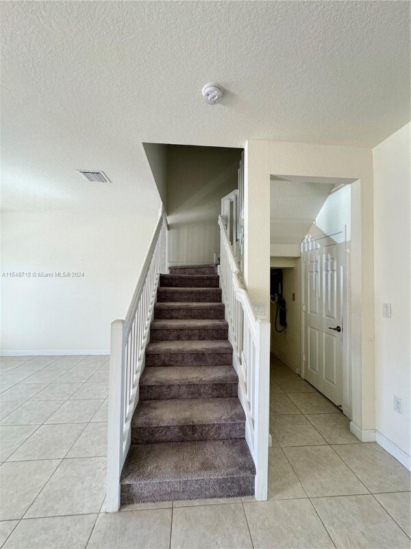 Foto del edificio - 3253 W 106th Terrace