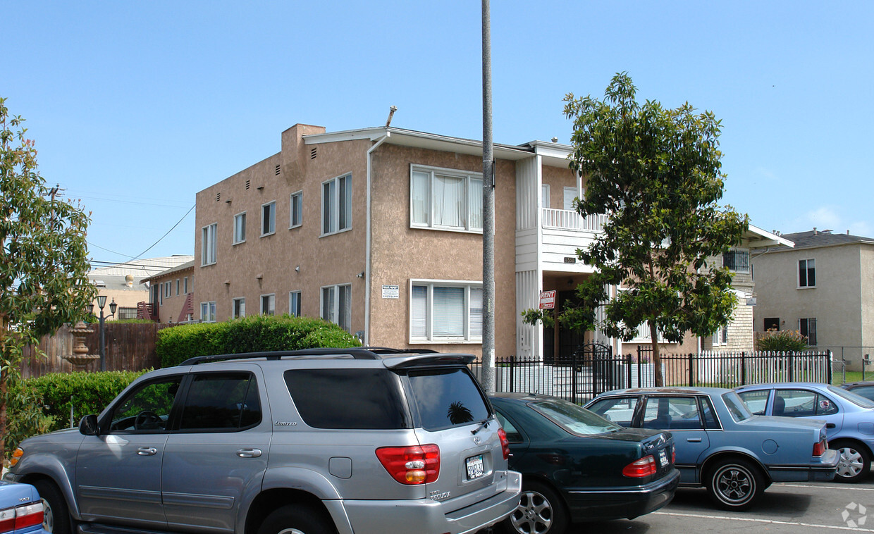 Building Photo - 1536-38 Locust Ave