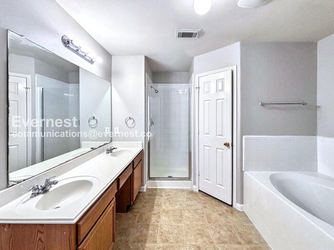 Building Photo - 25407 Barmby Dr