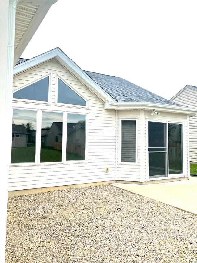 Foto del edificio - 9488 Fenwick Ln