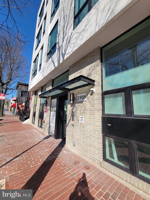 Foto del edificio - 2905 Georgia Ave NW