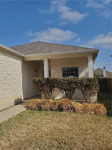 Foto del edificio - 328 King Elder Ln