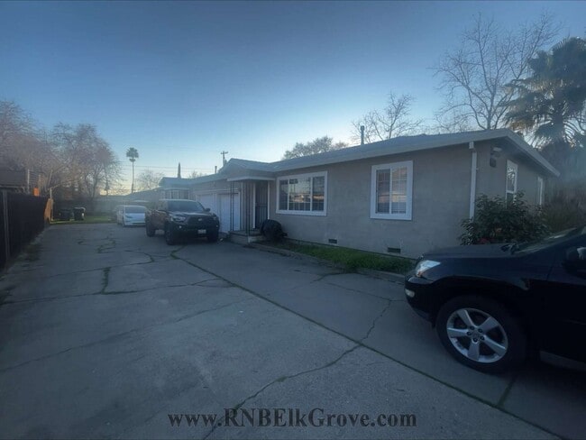 Foto del edificio - Resident Benefit Package Property