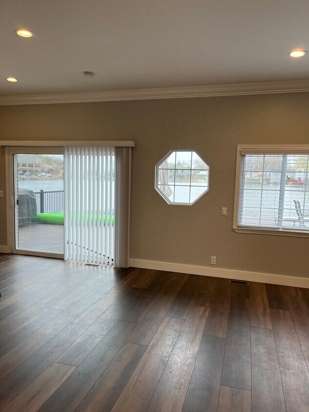 3165 Kenrick St, Keego Harbor, MI 48320 House Rental in Keego Harbor