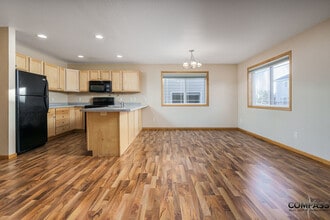 Building Photo - 2929 Eldorado Blvd