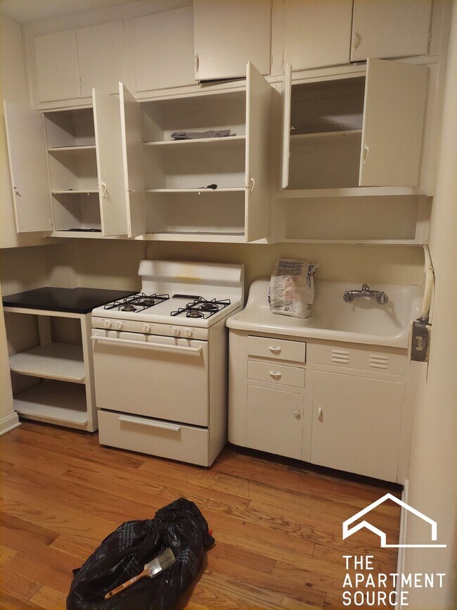 Foto del edificio - 4415 N Wolcott Ave