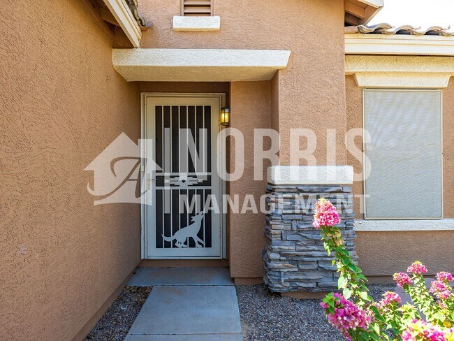 Foto del edificio - Beautiful Remodeled Home with 3 Rooms
