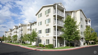 Building Photo - Vintage at Bend