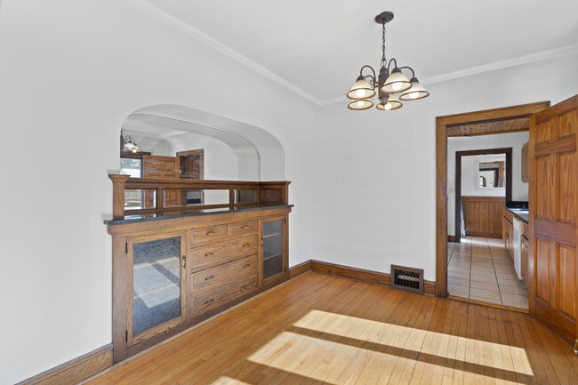 Dining Room - 939 Genesee St